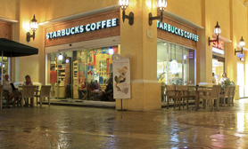 Starbucks Plaza Hollywood cancun